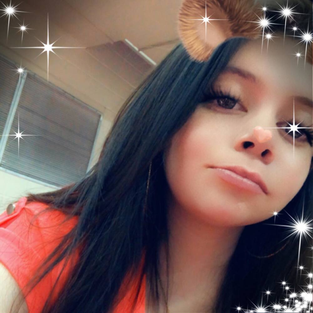 Meet your Posher, Alyssa